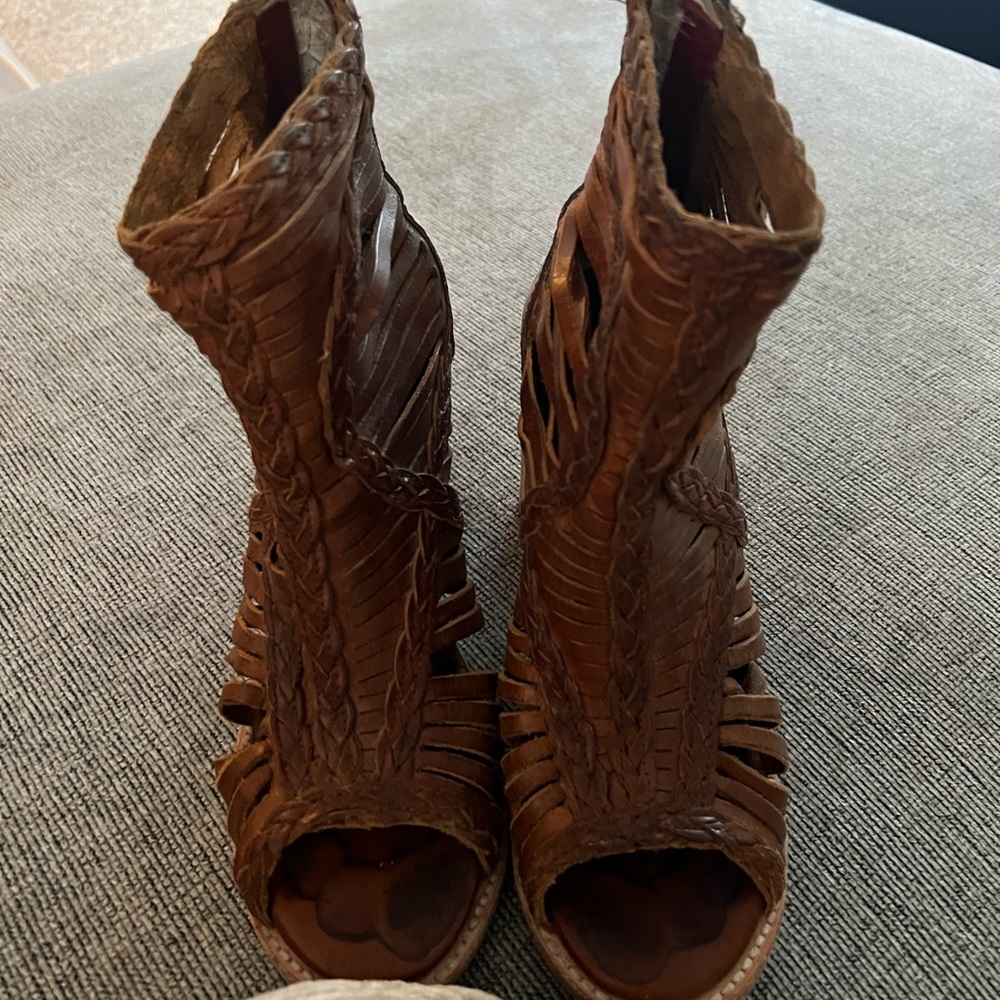 FREEBIRD BELA IN COGNAC